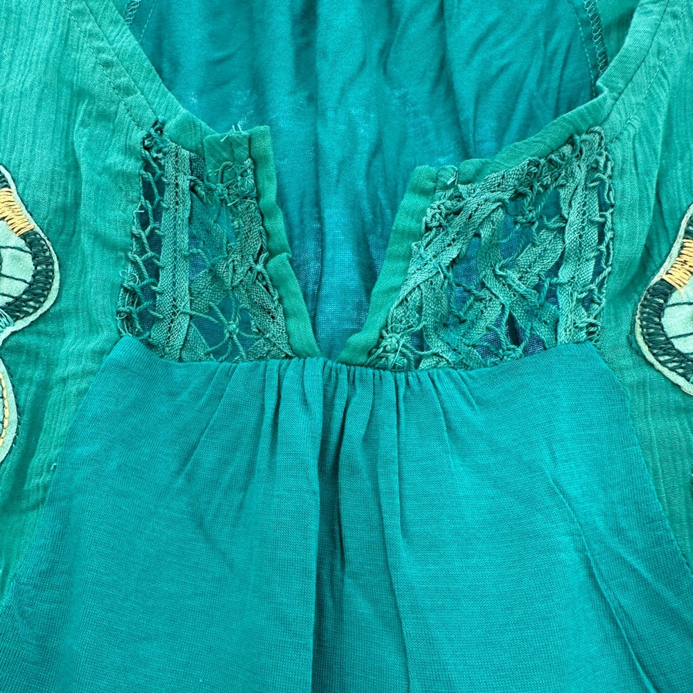 Lulumari NWOT Turquoise Yellow Green Top Shirt Appliqué Embroidered Large - Picture 3 of 13